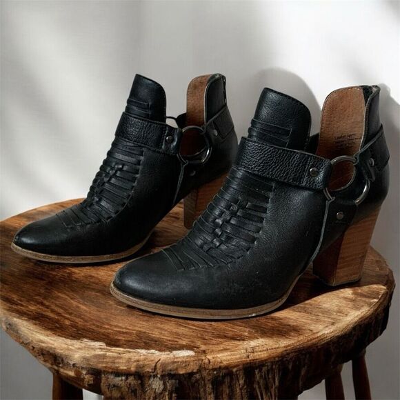Seychelles Cowboy Boots Black Leather Ankle Booties Western Moto 7.5 - Picture 1 of 8